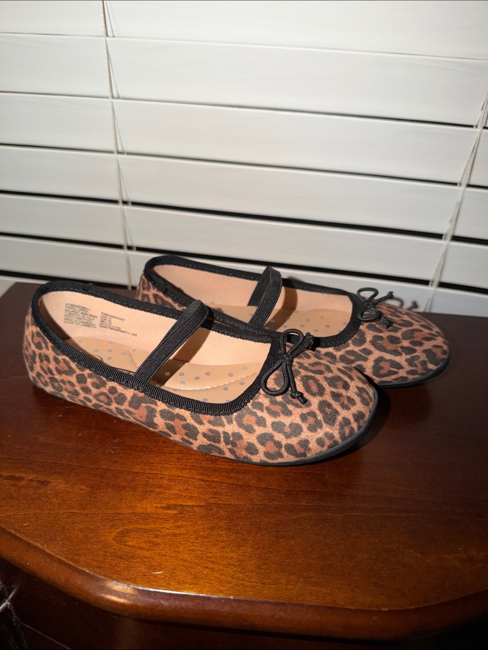 Little Girl slip ons